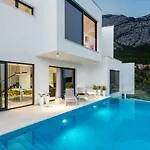 Zvizdan Villa