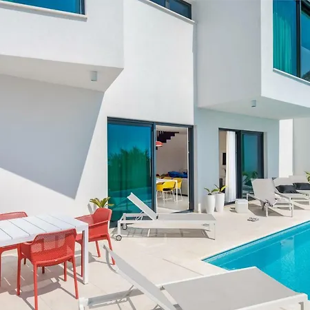 Zvizdan Vila Makarska