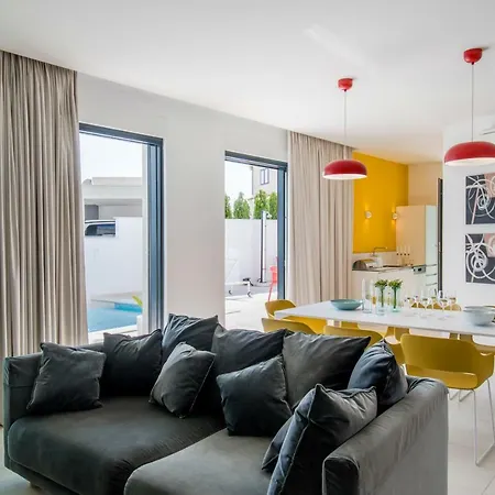 Zvizdan Макарська